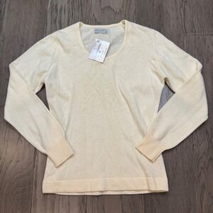 NWT VTG Lyle & Scott 100% Super Lambswool Sweater White SZ 34 Made in Scotland